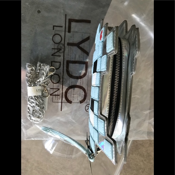 NWT LYDC LONDON ALIEN/PAC MAN CROSSBODY BAG - Picture 8 of 8